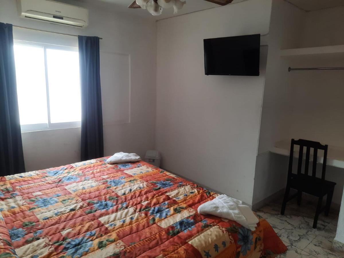 Hotel Acuario 카테마코 외부 사진