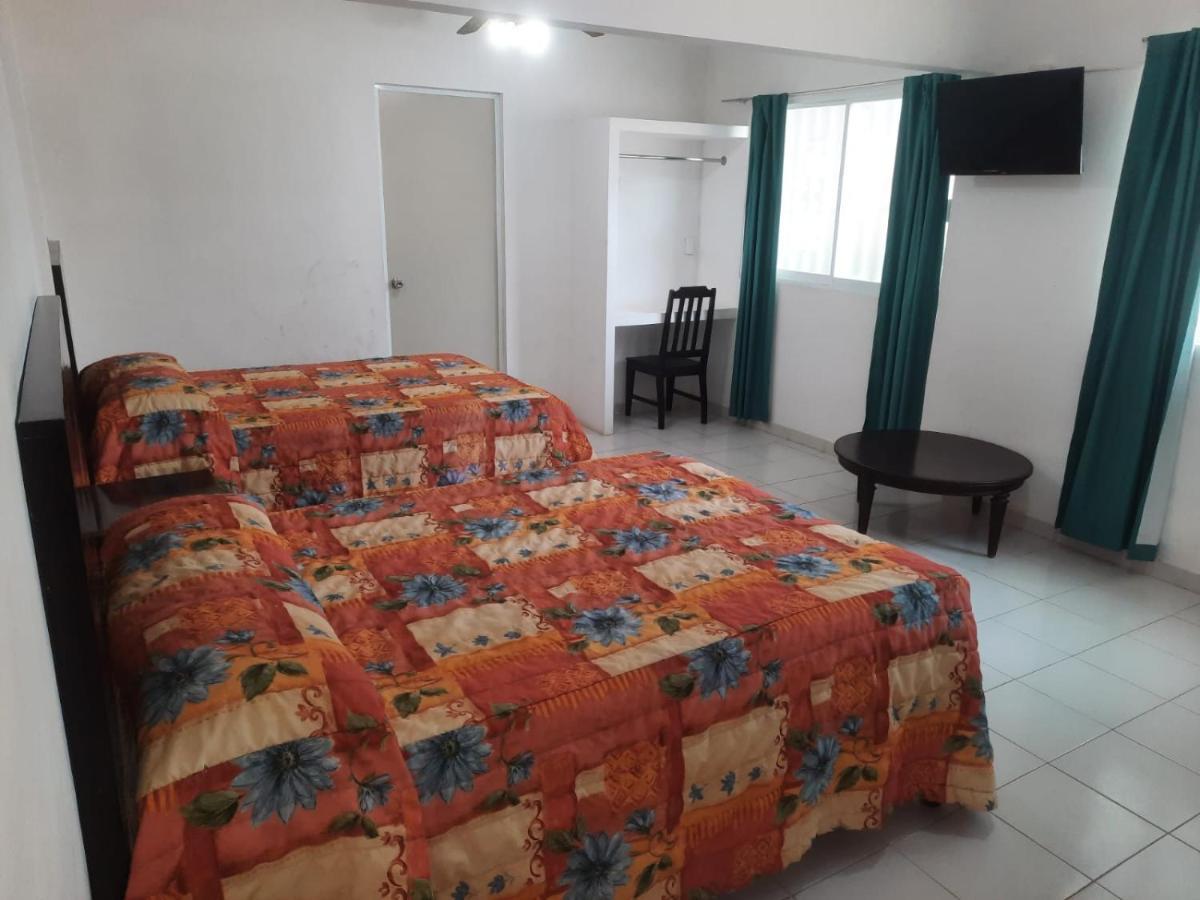Hotel Acuario 카테마코 외부 사진