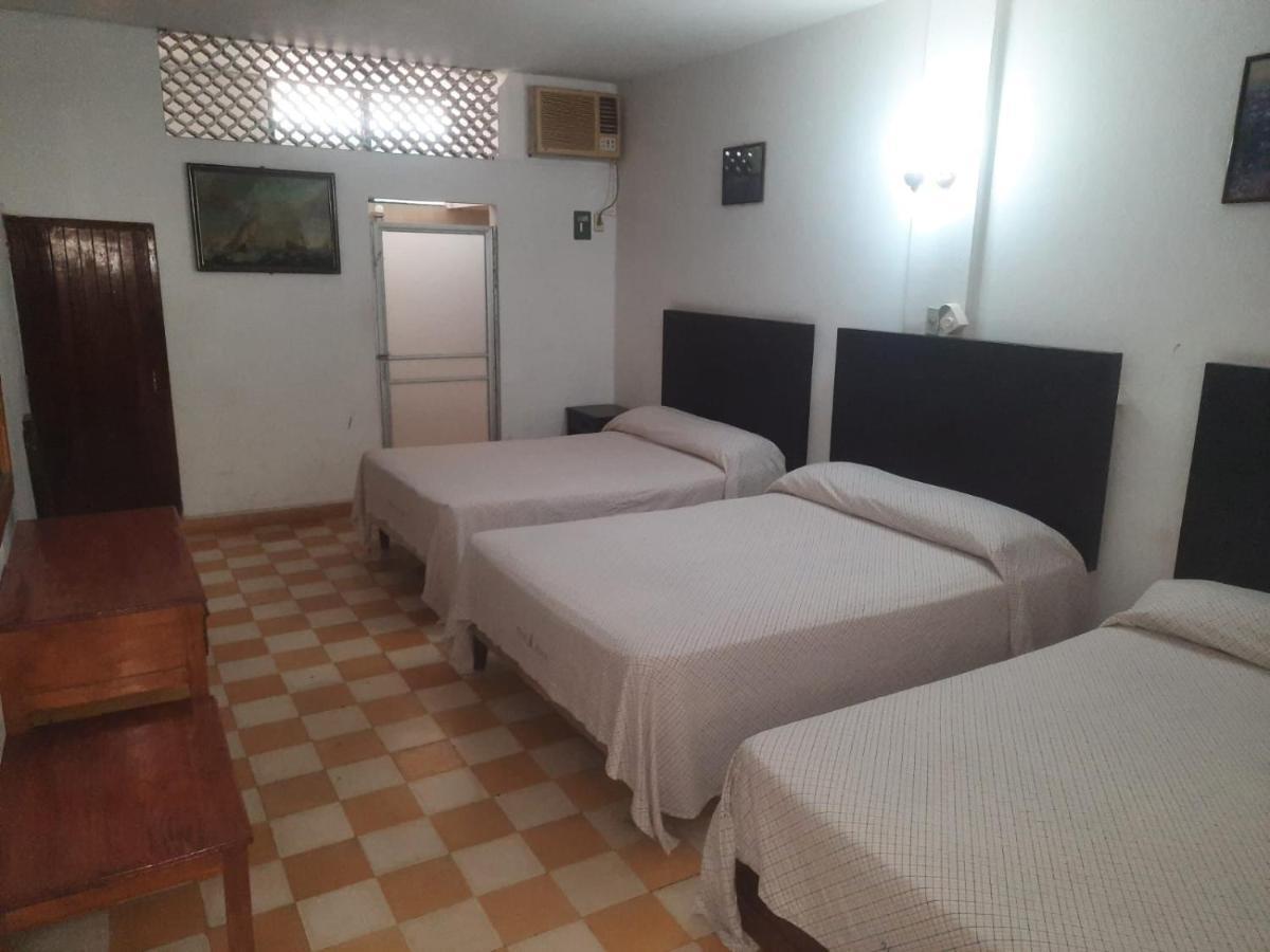 Hotel Acuario 카테마코 외부 사진