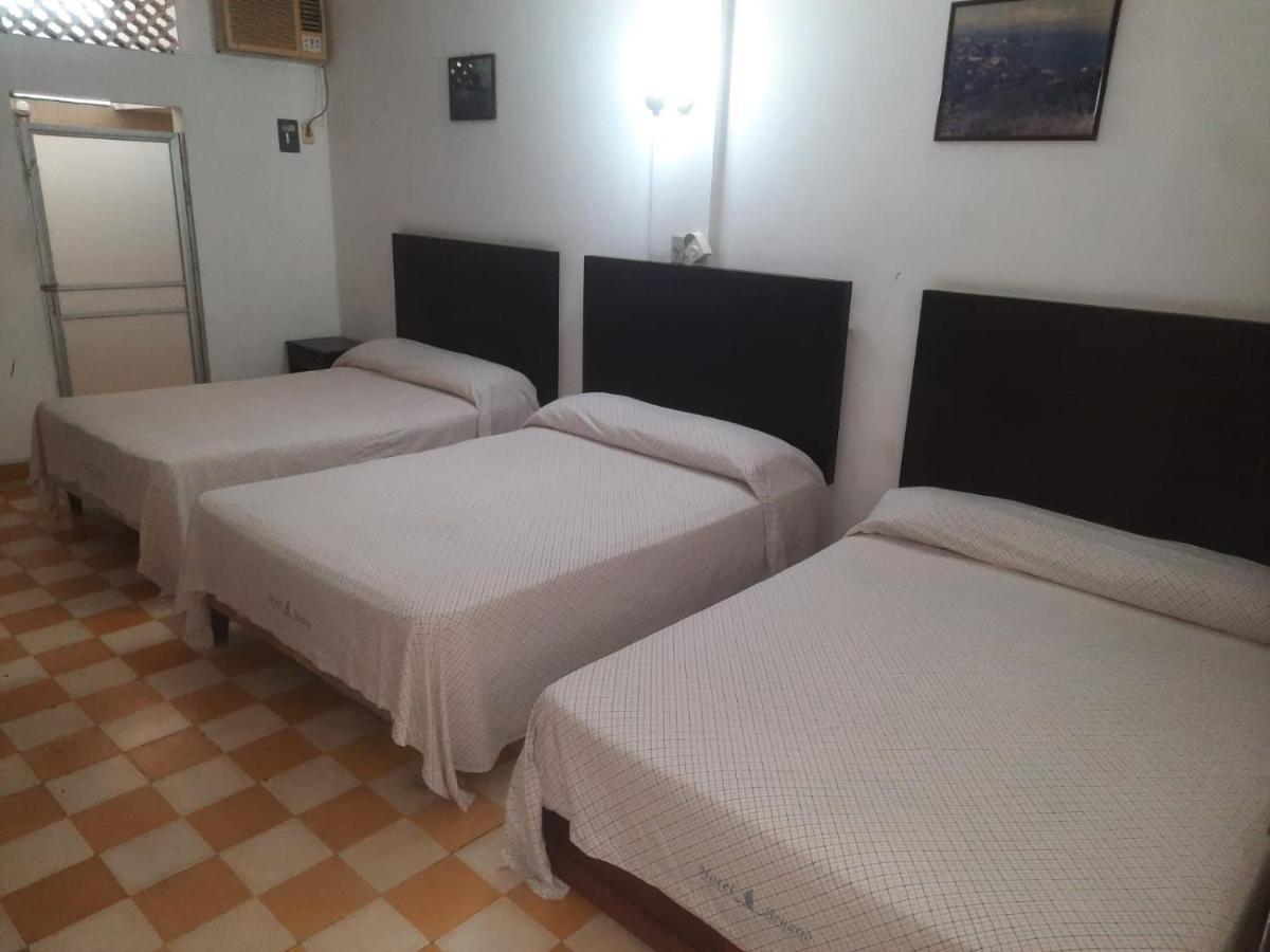 Hotel Acuario 카테마코 외부 사진