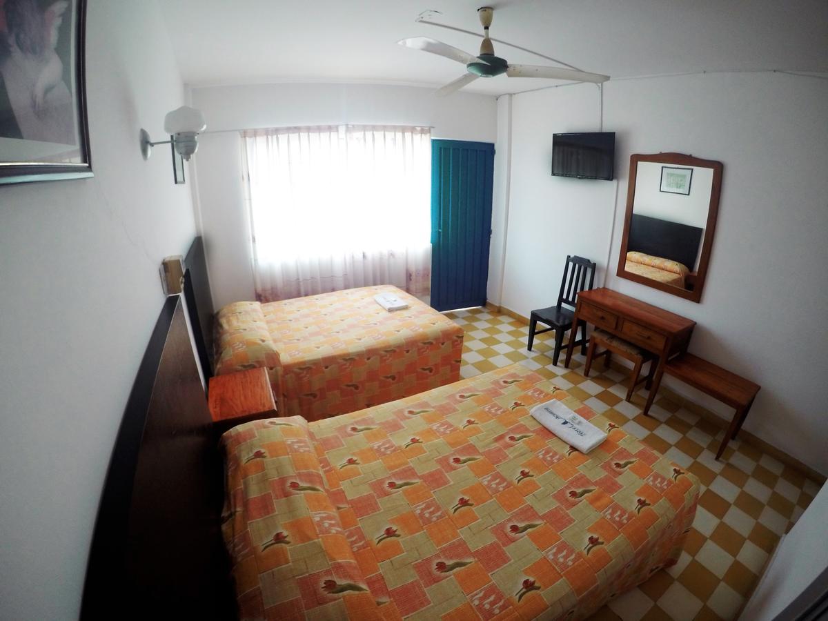 Hotel Acuario 카테마코 외부 사진